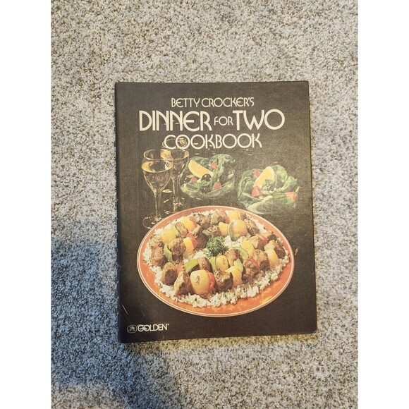 Vintage Betty Crocker's Cookbooks - Picture 4 of 7